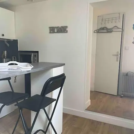 Ravissant Studio Cosy Et Paisible - 10mc Рюэй-Мальмезон